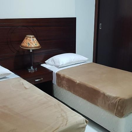 Ivory Hotel Apartments Abu Dhabi Esterno foto