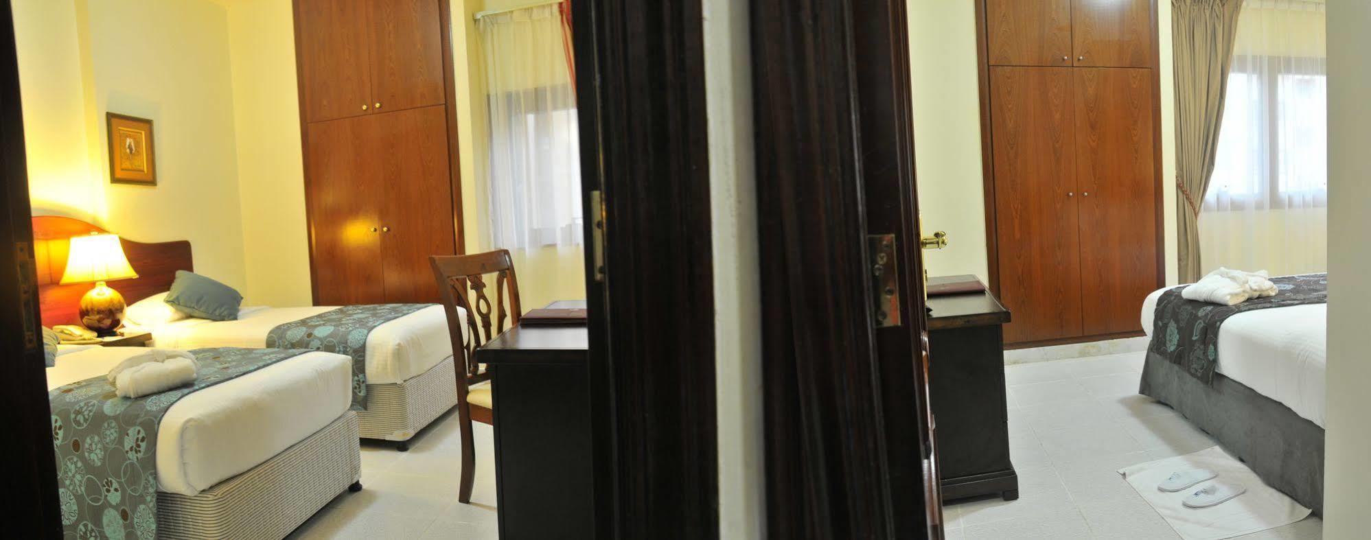 Ivory Hotel Apartments Abu Dhabi Esterno foto