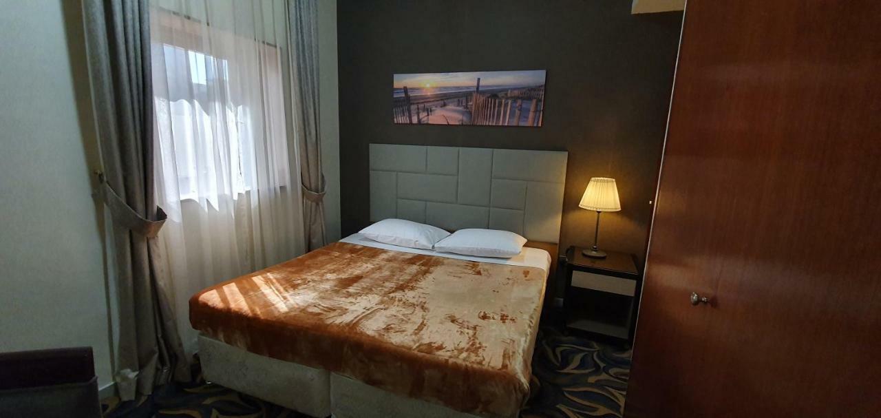 Ivory Hotel Apartments Abu Dhabi Esterno foto