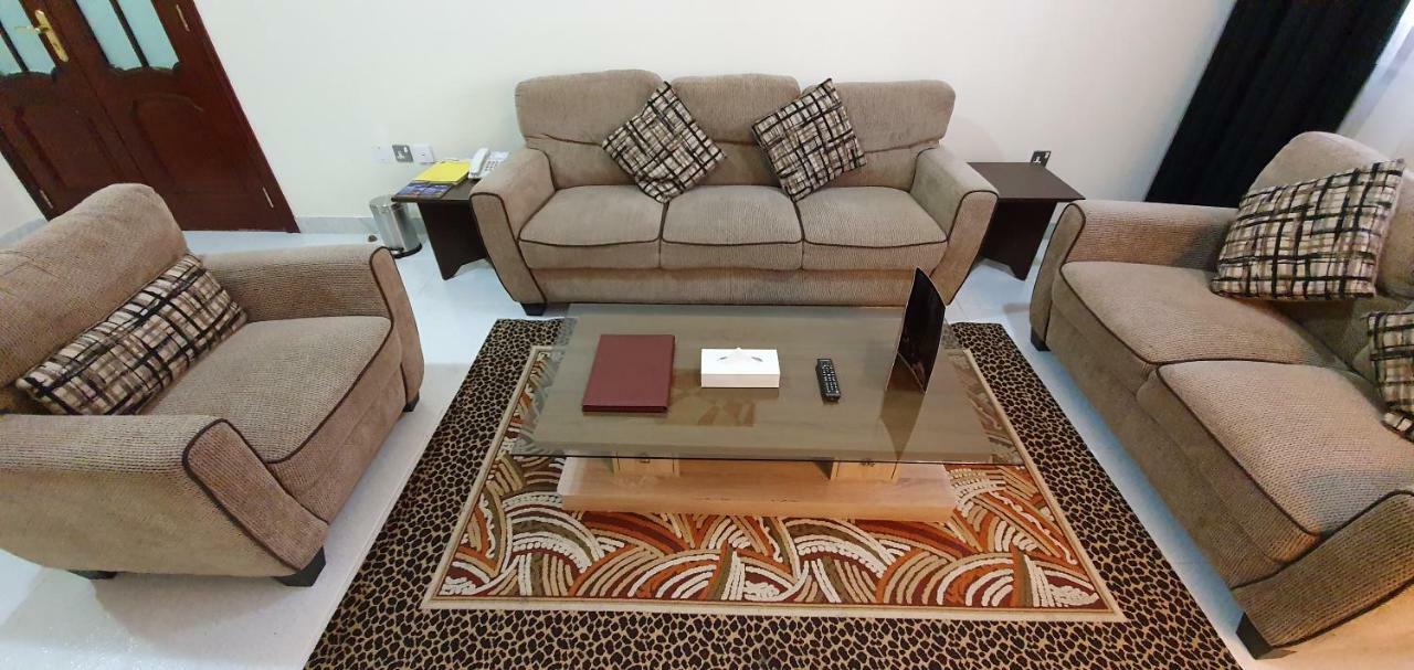 Ivory Hotel Apartments Abu Dhabi Esterno foto