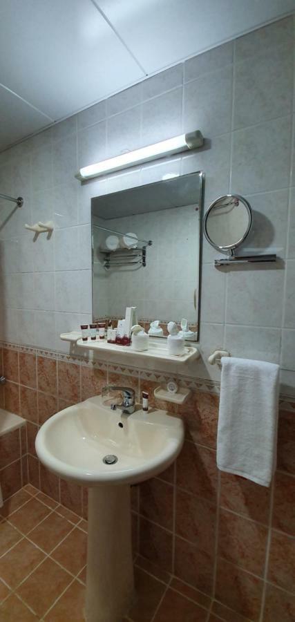 Ivory Hotel Apartments Abu Dhabi Esterno foto