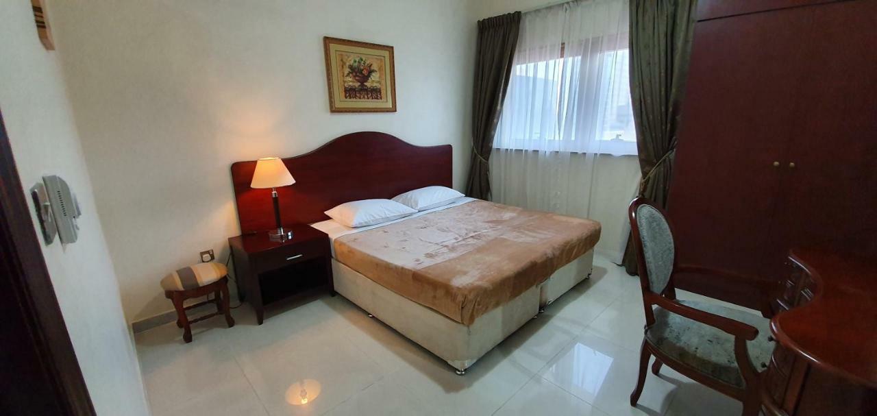 Ivory Hotel Apartments Abu Dhabi Esterno foto