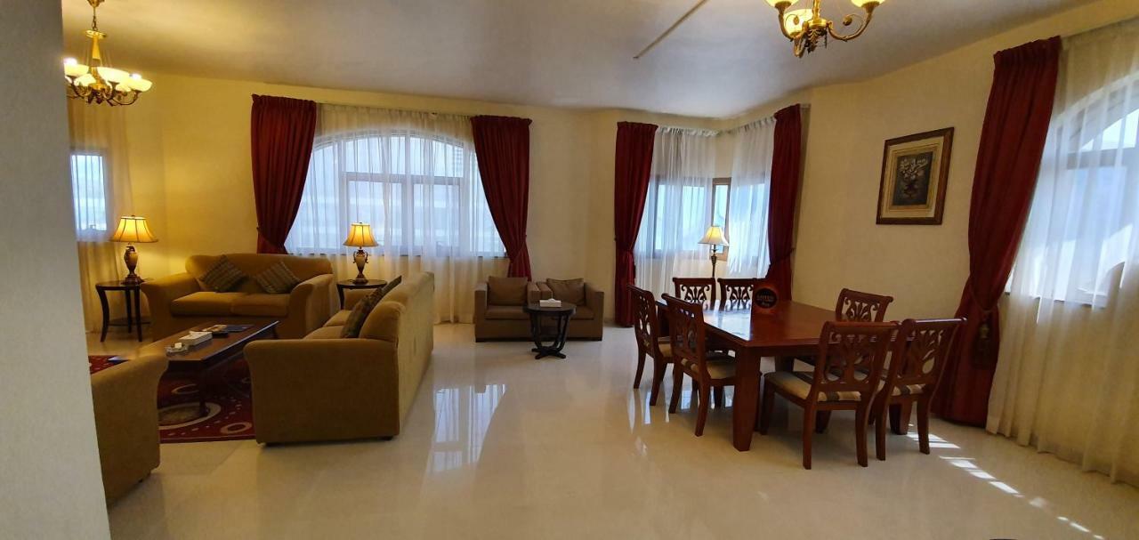 Ivory Hotel Apartments Abu Dhabi Esterno foto