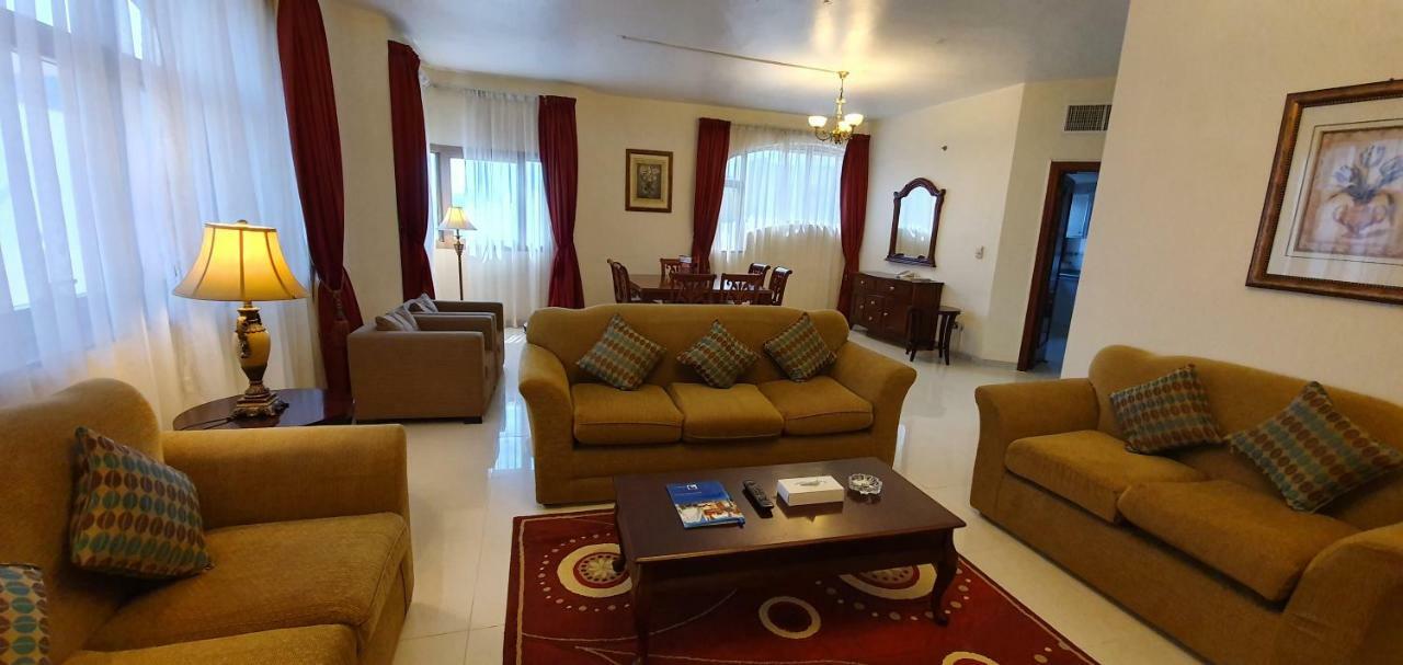 Ivory Hotel Apartments Abu Dhabi Esterno foto