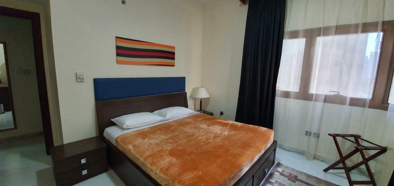 Ivory Hotel Apartments Abu Dhabi Esterno foto